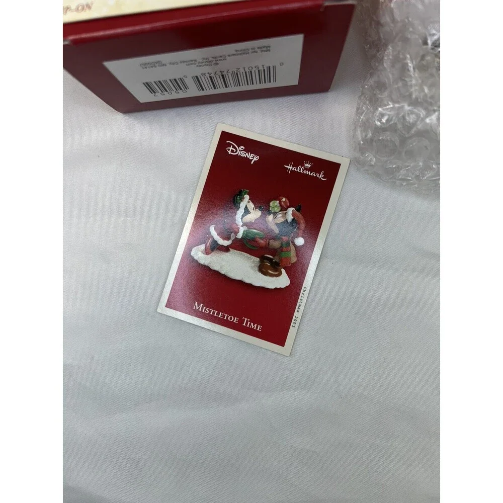 2003 HALLMARK KEEPSAKE ORNAMENT MISTLETOE TIME DISNEY MICKEY & MINNIE MOUSE Love